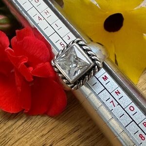 Silpada sterling silver 925 Ring with Clear Stone size 5 1/2